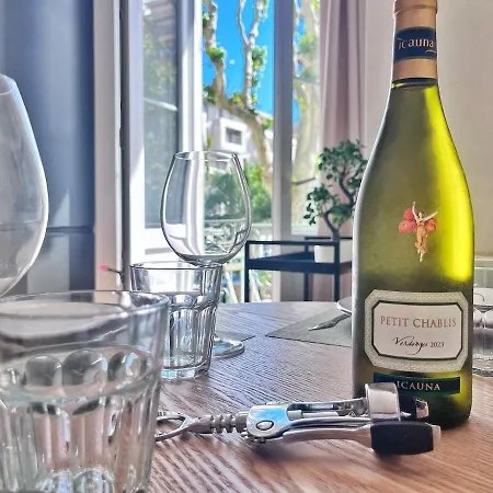 Ref 118 Oliviera 2 Beds In Riquier