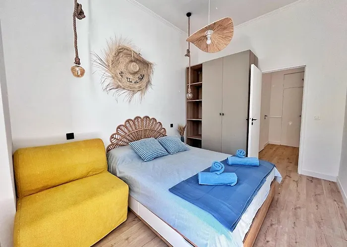 Ref 118 Oliviera 2 Beds In Riquier نيس